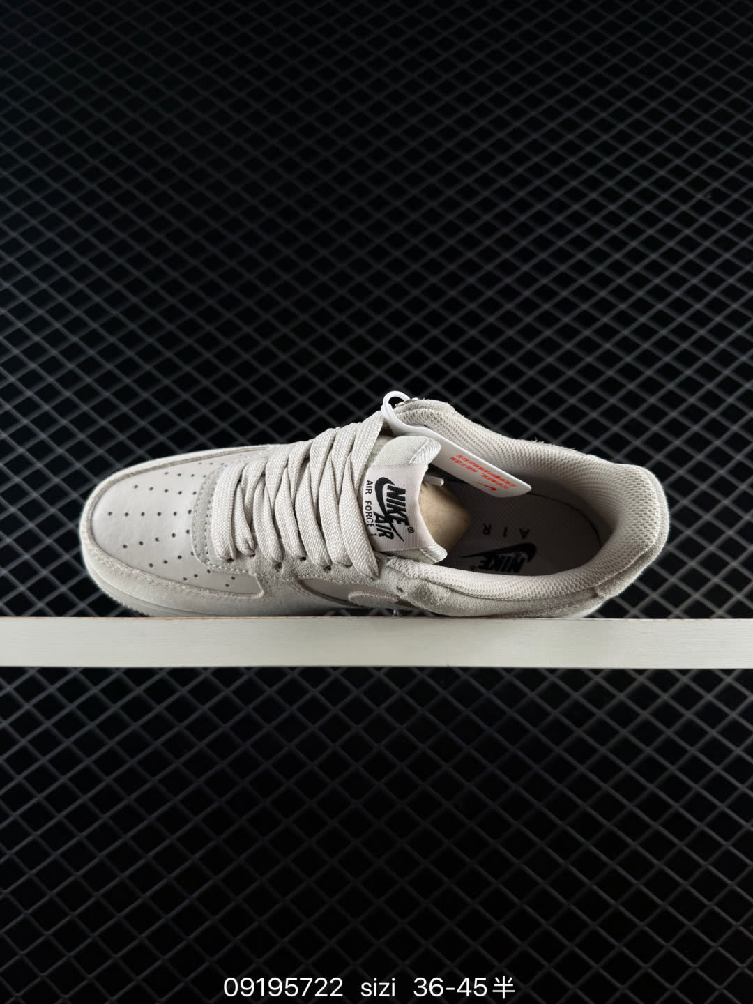 Nike AIR FORCE 1-FJ4146